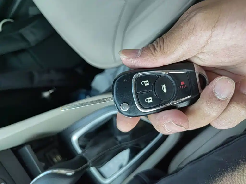 Buick Excelle — миниатюра 9
