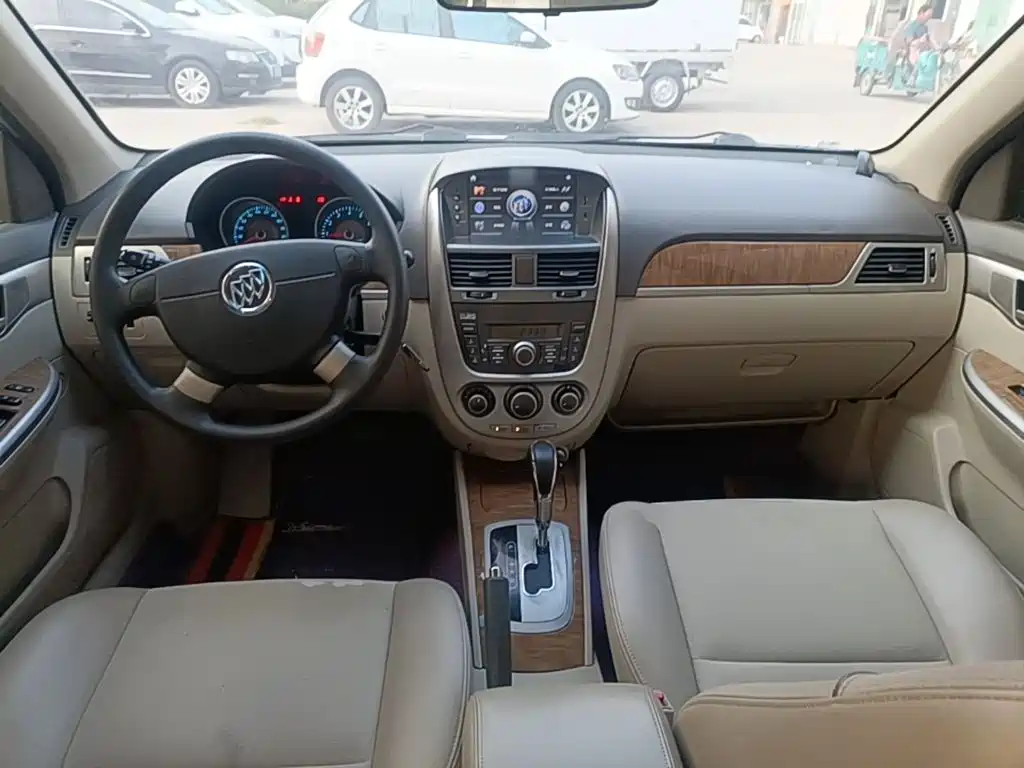 Buick Excelle — миниатюра 10