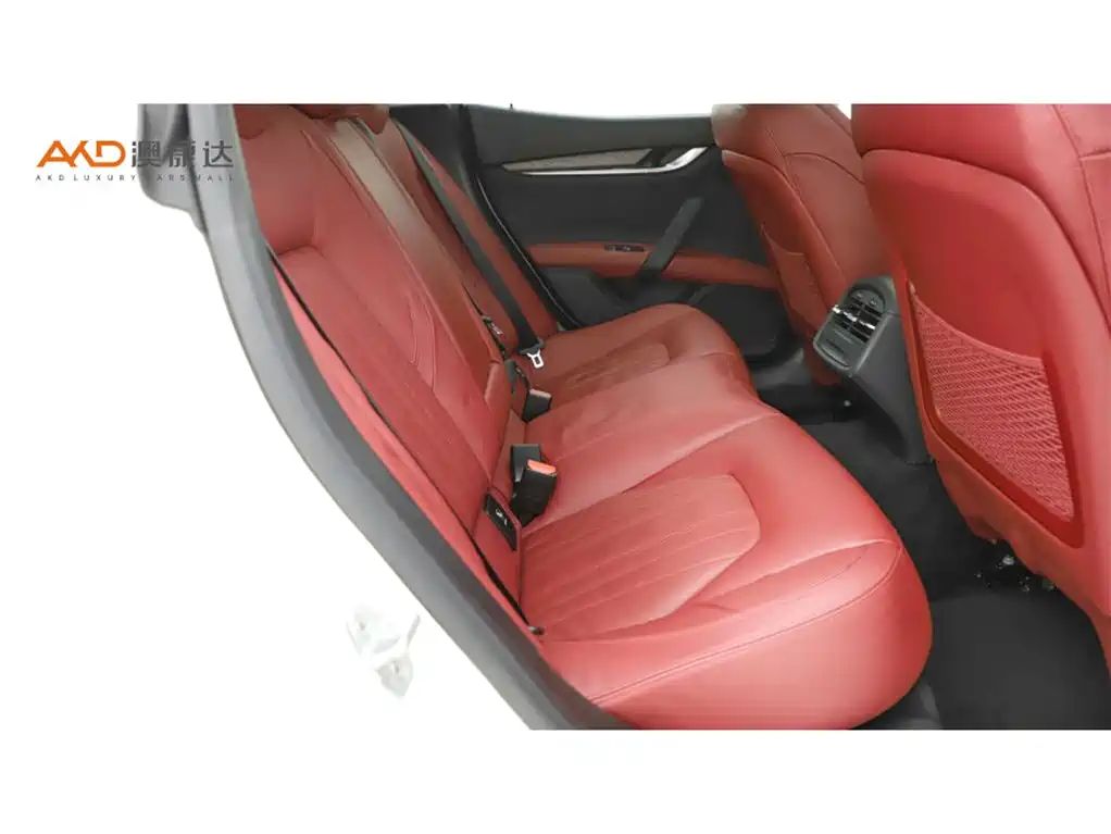 Maserati Ghibli — миниатюра 8