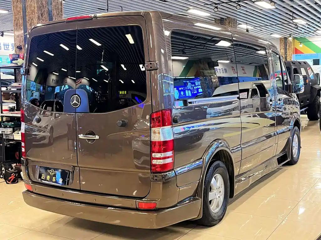 Mercedes-Benz Sprinter — миниатюра 5