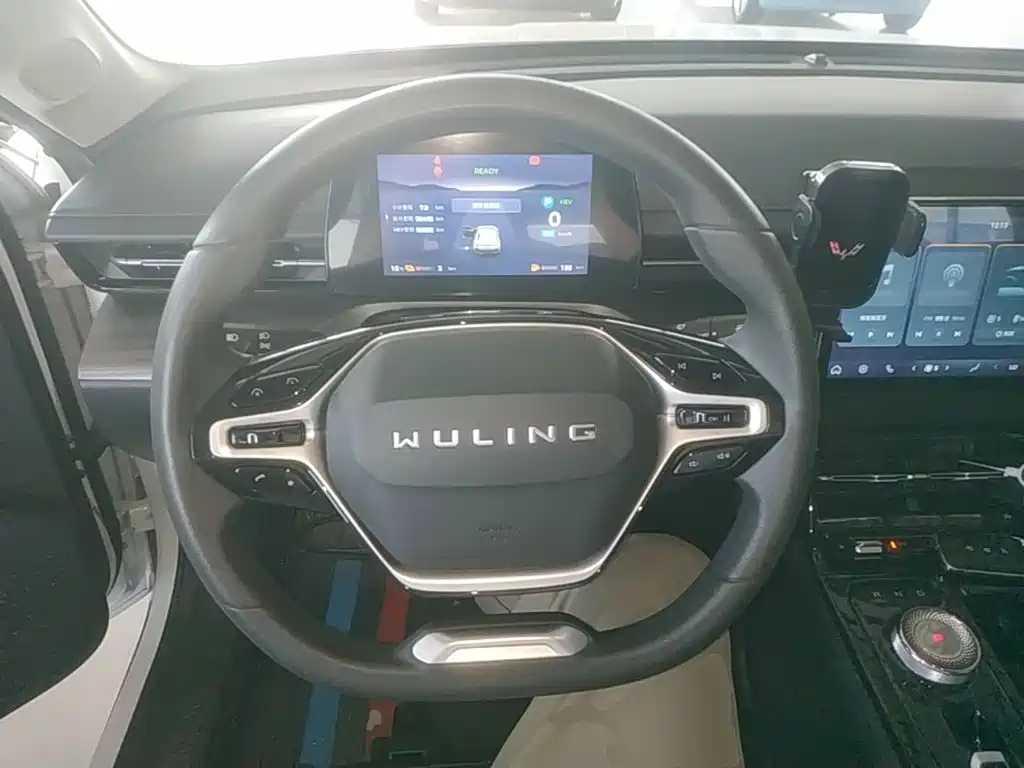 Wuling Xingguang — миниатюра 11