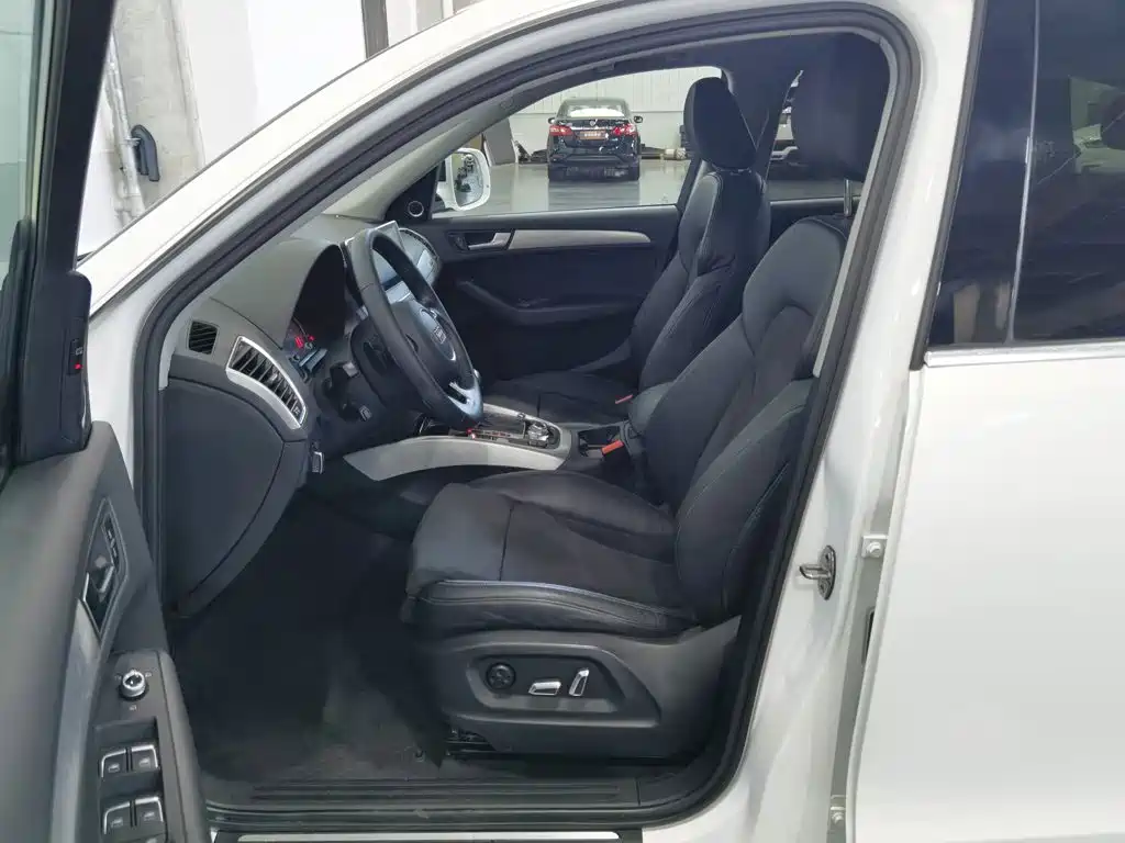 Audi Q5 — миниатюра 10