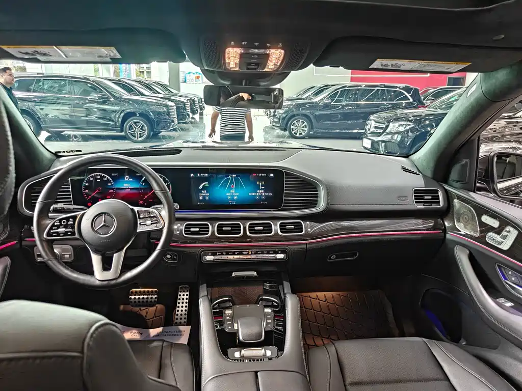 Mercedes-Benz GLS — миниатюра 17