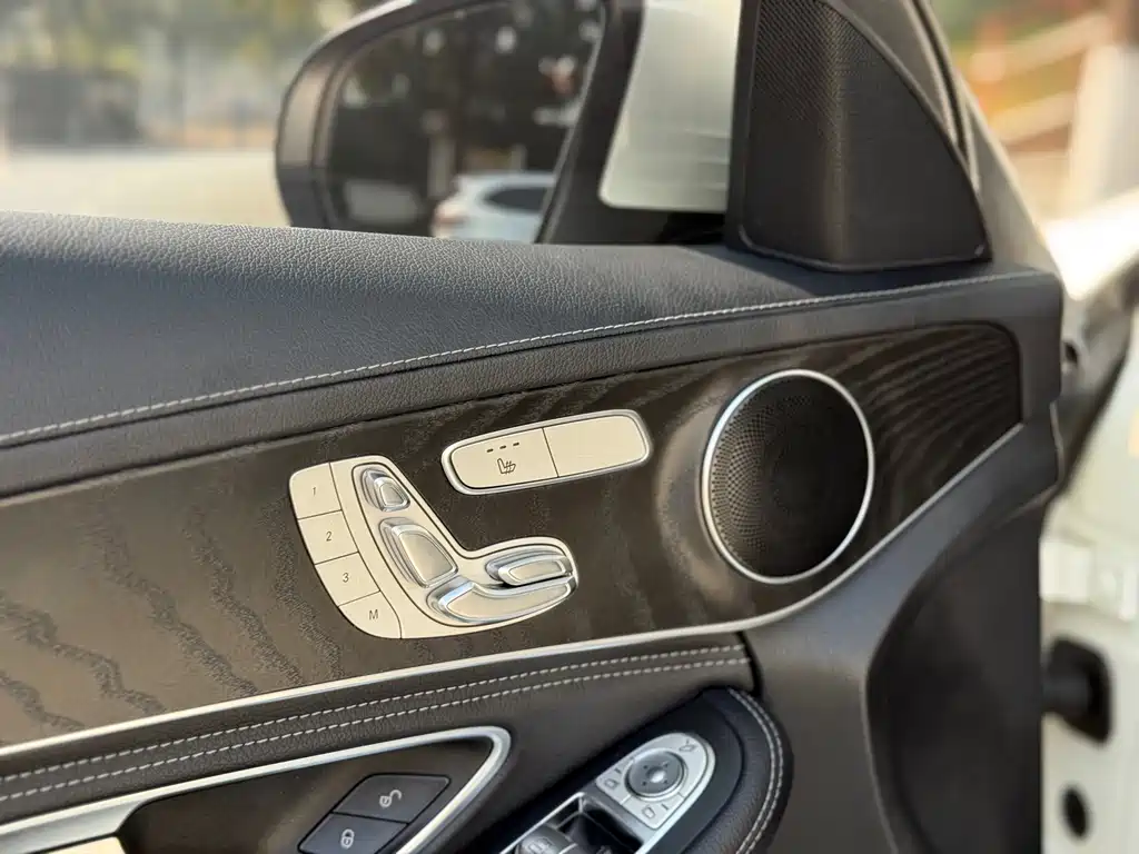 MERCEDES-BENZ C CLASS