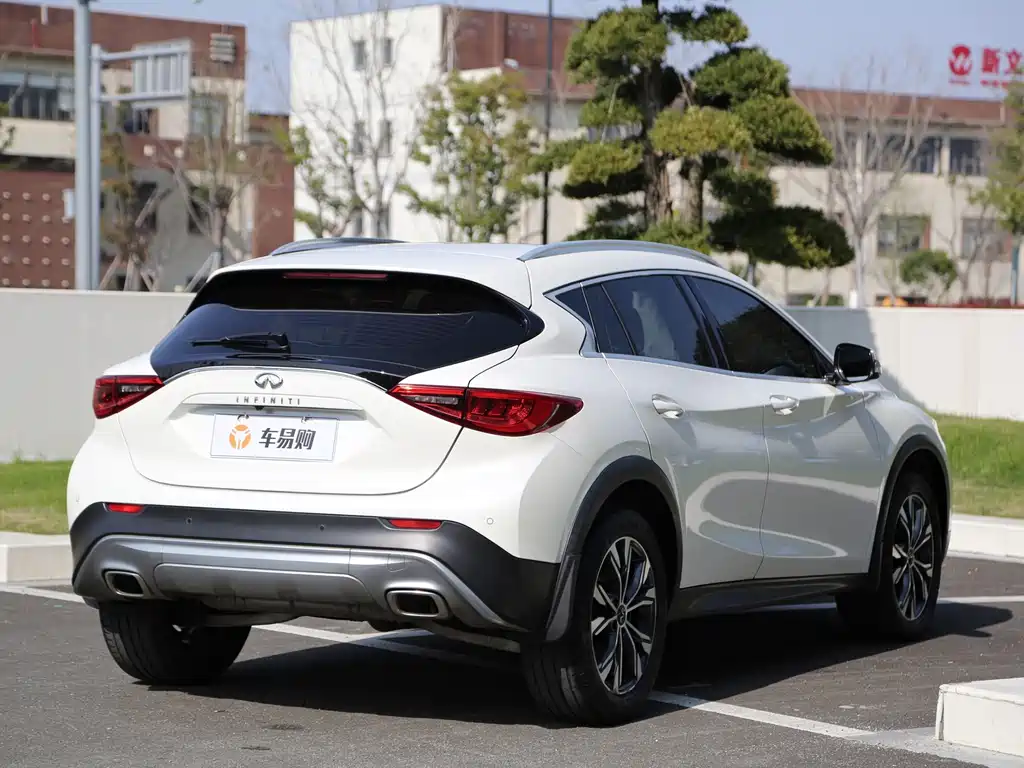 Infiniti QX30 — миниатюра 21