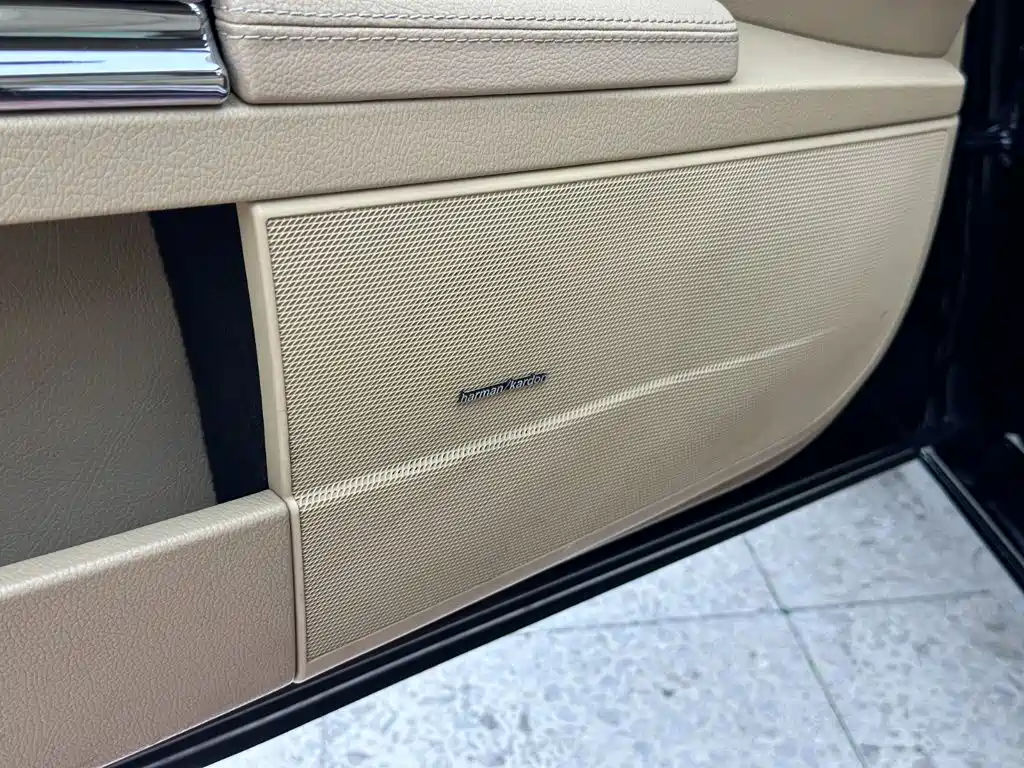 Mercedes-Benz S-Class — миниатюра 22