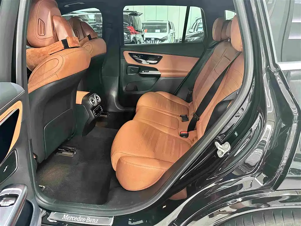Mercedes-Benz GLC — миниатюра 11