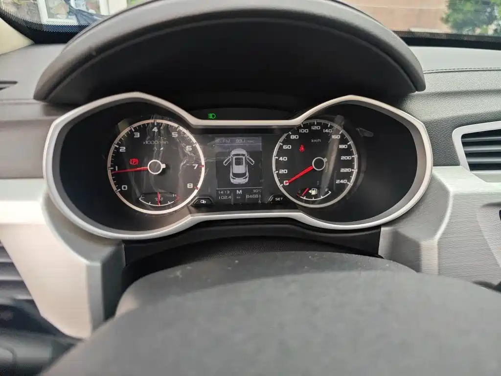 Geely Boyue — миниатюра 12