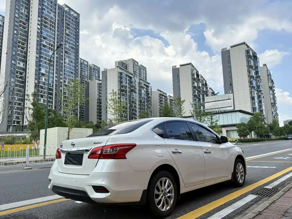 Nissan Sylphy — миниатюра 7