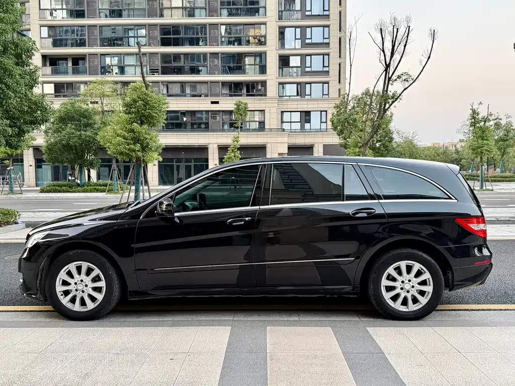 Mercedes-Benz R-Class — миниатюра 7
