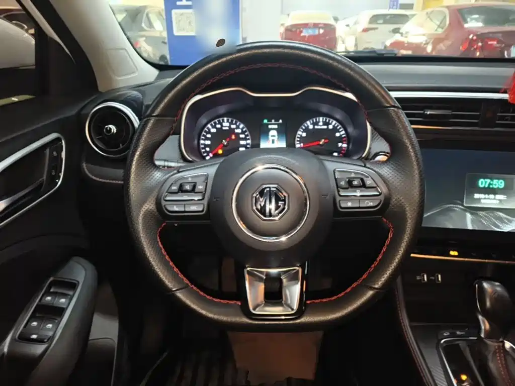 MG ZS — миниатюра 11