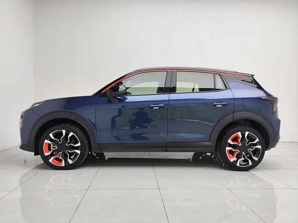 Lynk & Co 06 — миниатюра 13