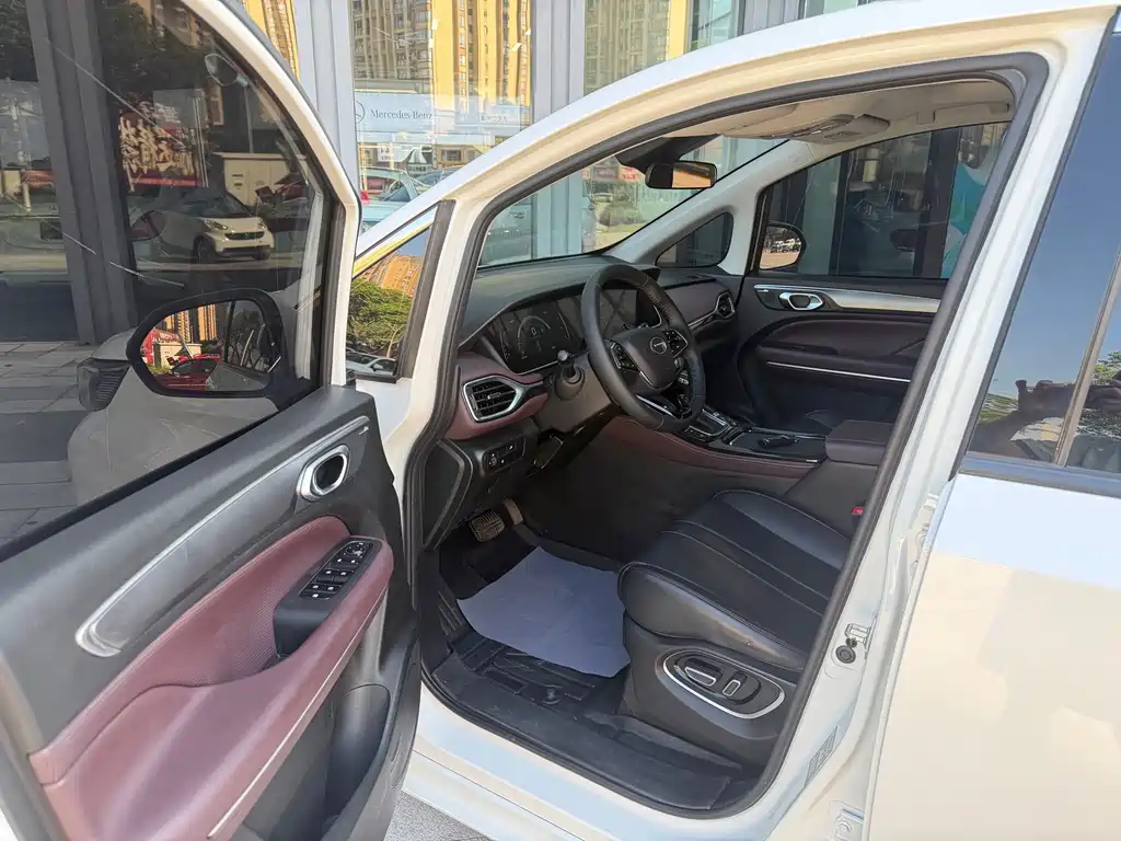 GAC Motor Trumpchi M6 — миниатюра 7