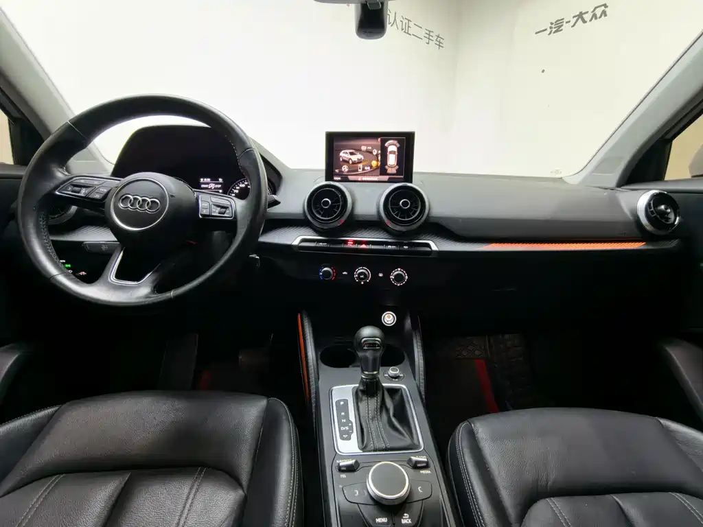 Audi Q2L — миниатюра 4