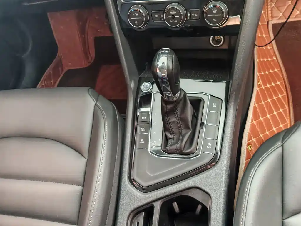 Volkswagen Tharu — миниатюра 11