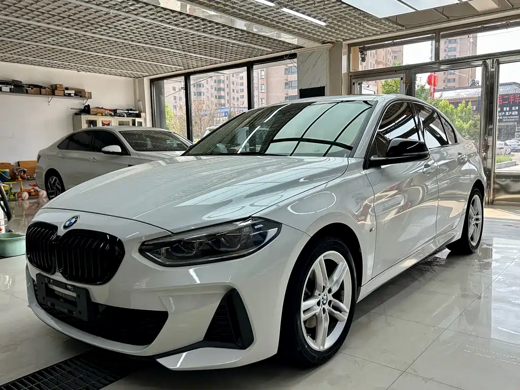 BMW 1 Series 2023