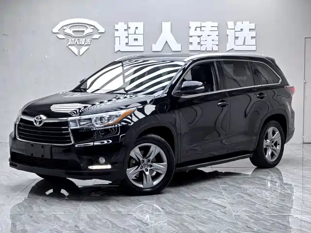 TOYOTA HIGHLANDER
