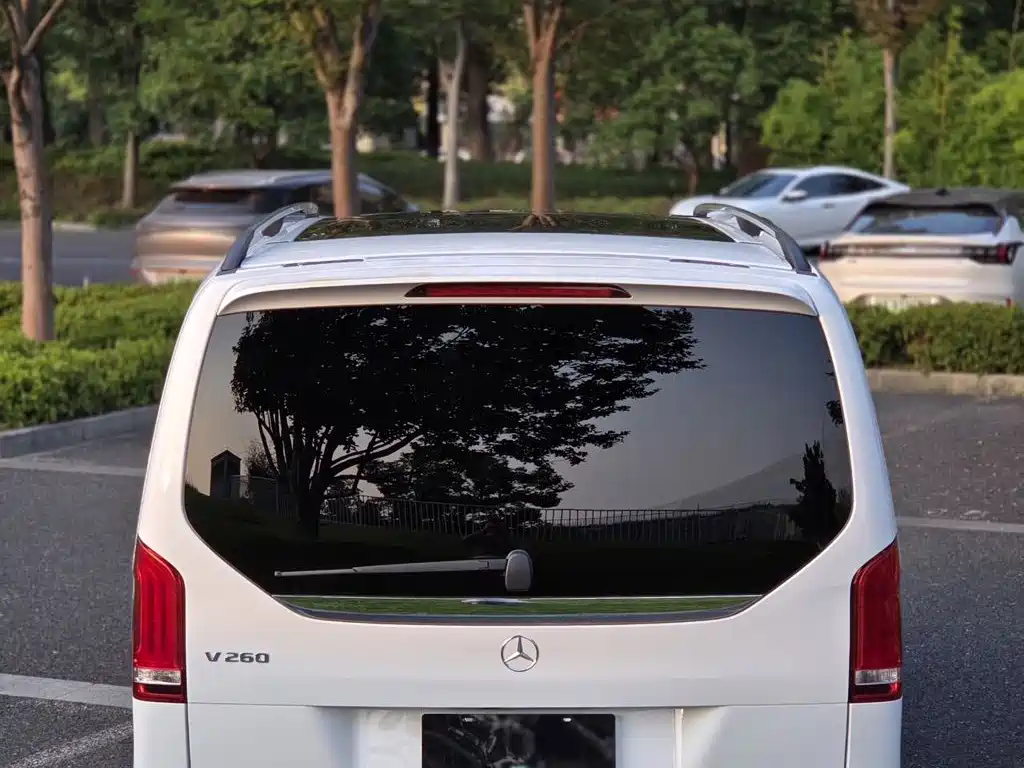 Mercedes-Benz V-Class — миниатюра 4