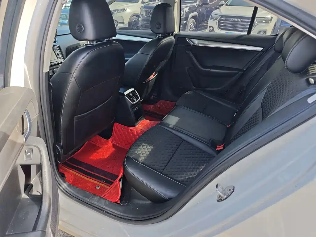 Skoda Octavia — миниатюра 5
