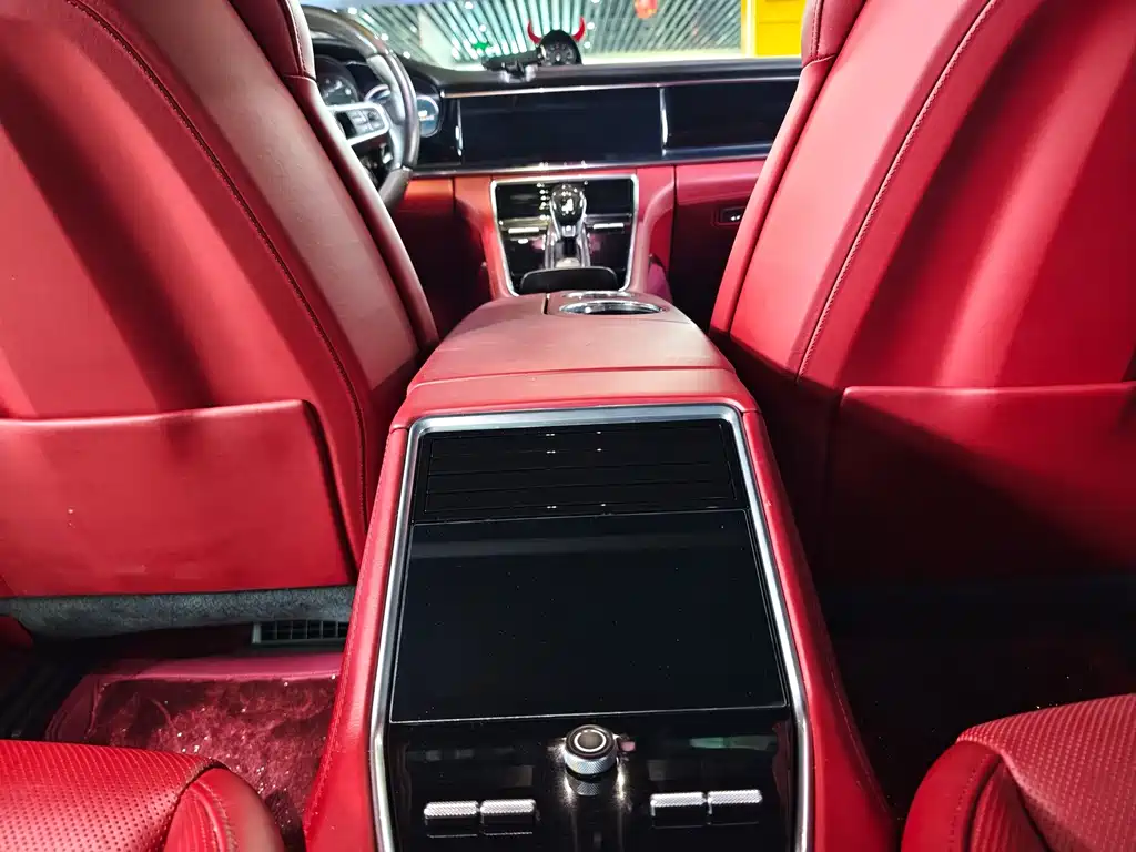 Porsche Panamera — миниатюра 10