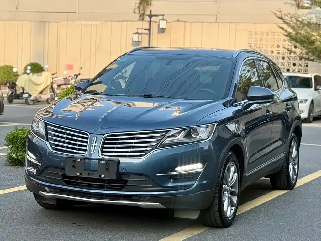 Lincoln MKC — миниатюра 5