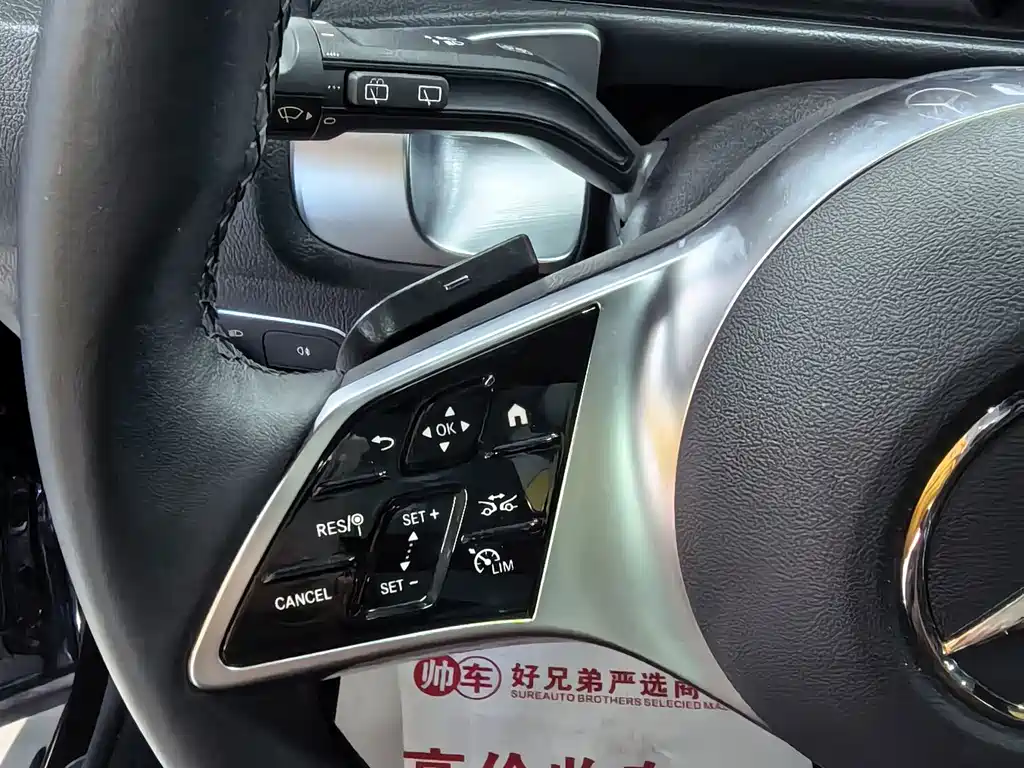 Mercedes-Benz GLB — миниатюра 10