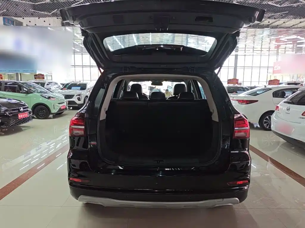 Roewe RX5 — миниатюра 19