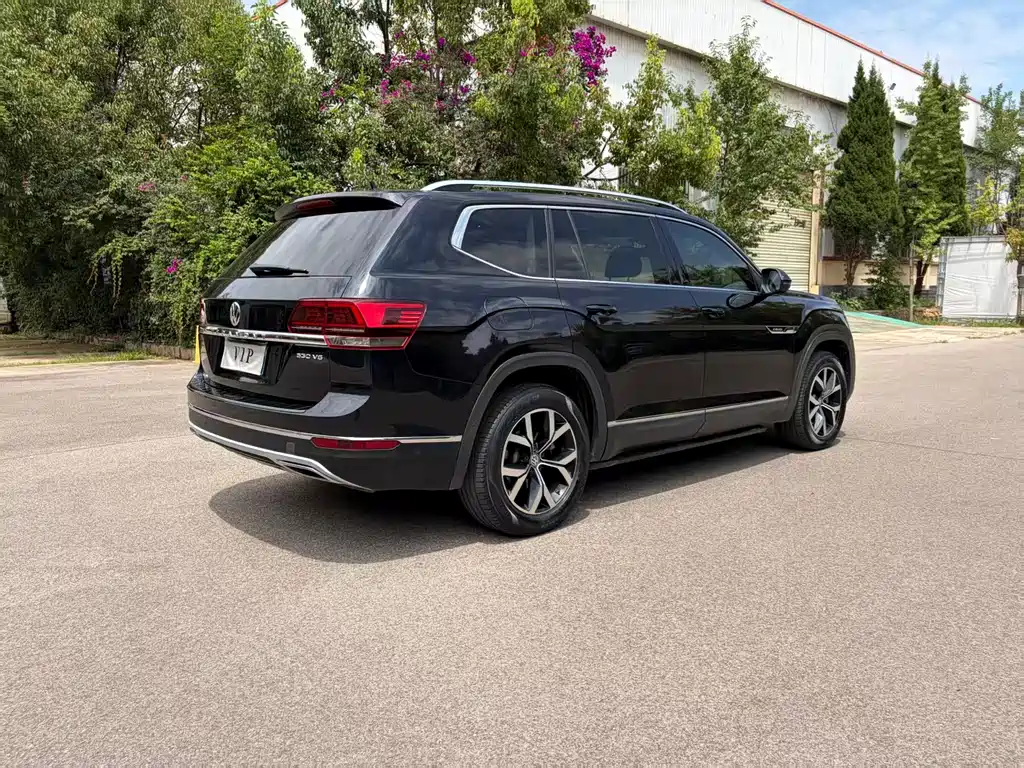 Volkswagen Teramont — миниатюра 7