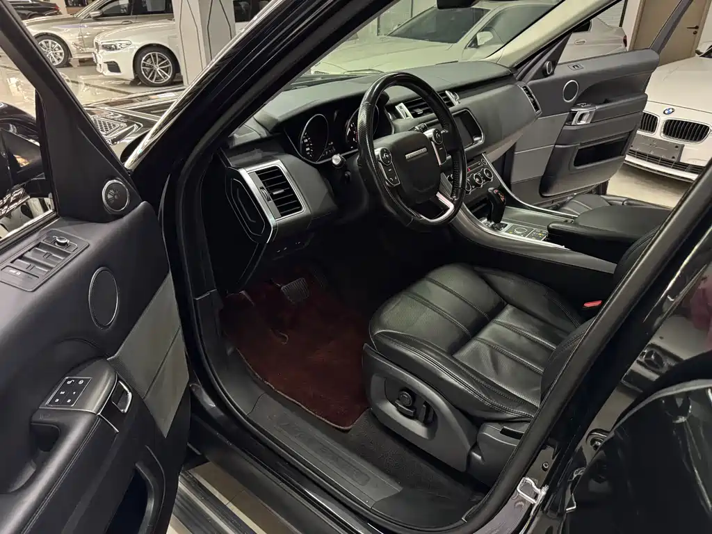 Land Rover Range Rover Sport 2017 3.0 SC V6 SE