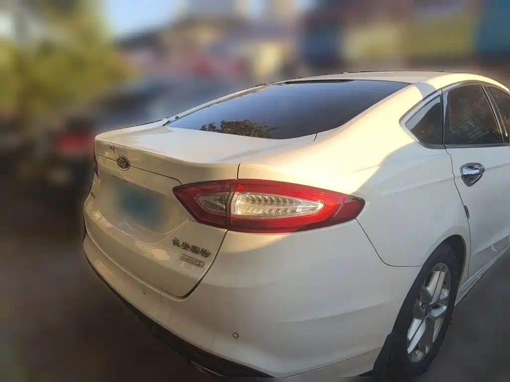 Ford Mondeo — миниатюра 4