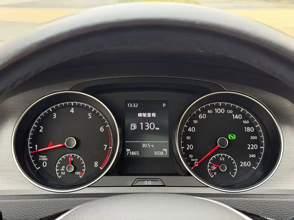 Volkswagen Golf — миниатюра 16