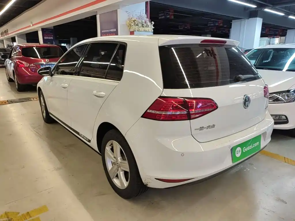 Volkswagen Golf — миниатюра 5