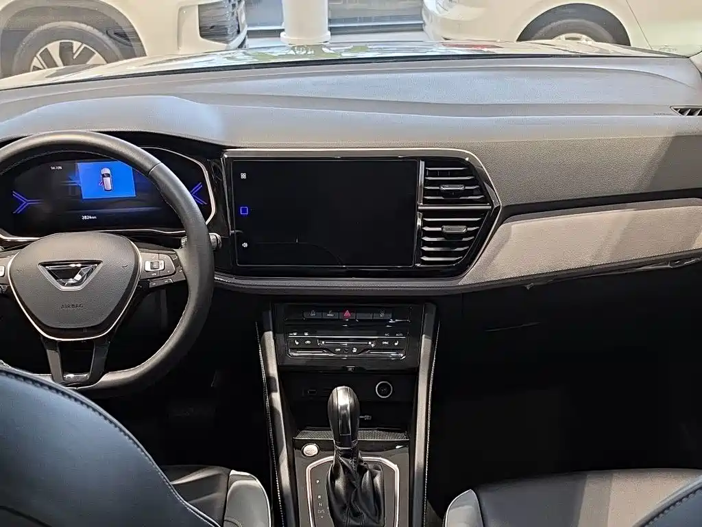 Jetta VS7 — миниатюра 10