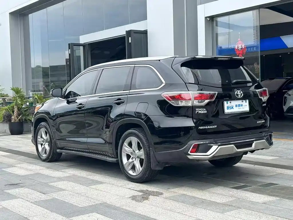Toyota Highlander — миниатюра 6