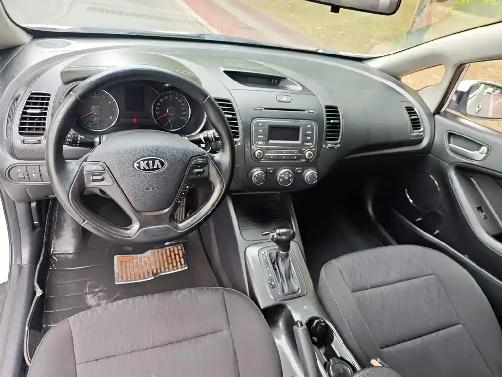 Kia K3 2013 1.6L AT GLS