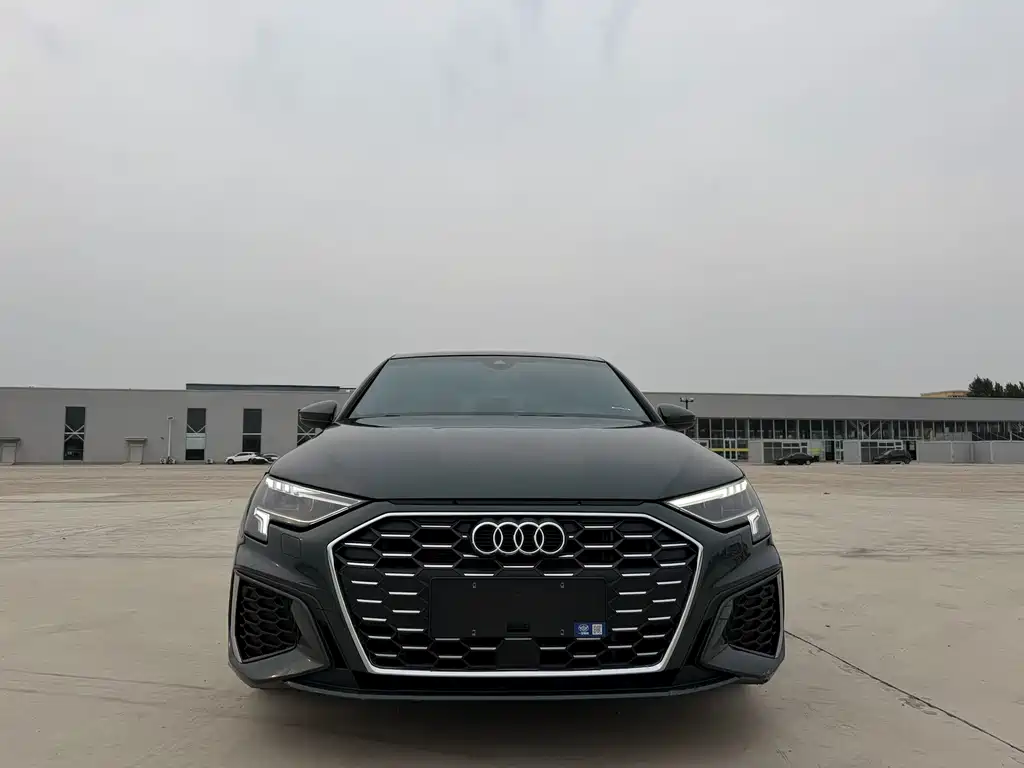 Audi A3 - фото 2
