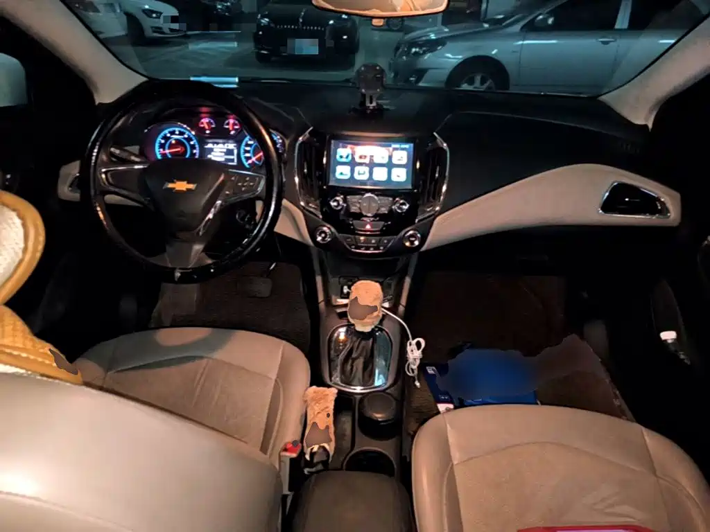 Chevrolet Cruze — миниатюра 10