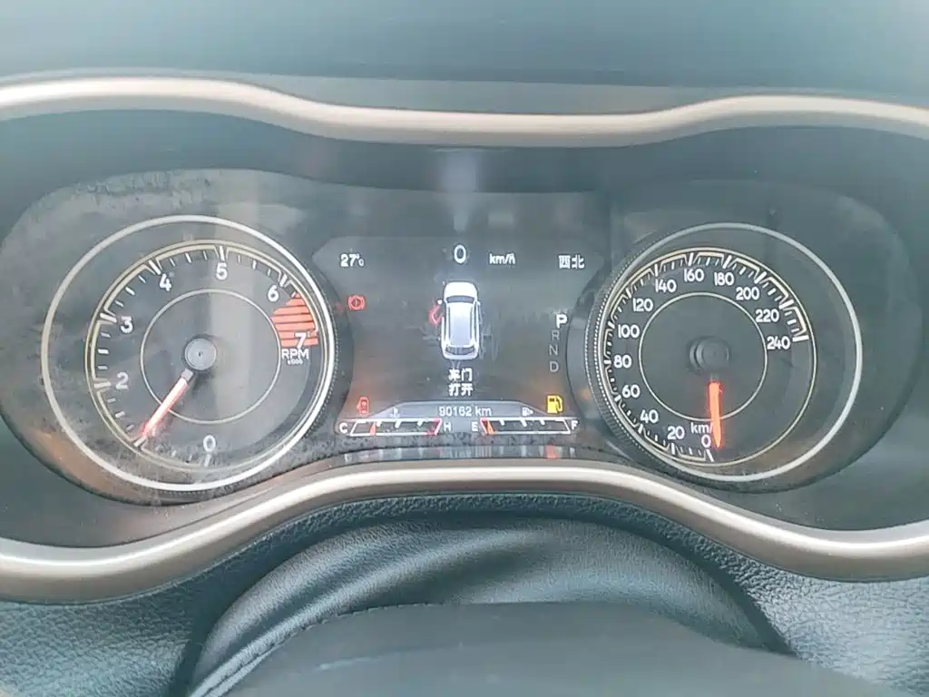 Jeep Cherokee — миниатюра 12