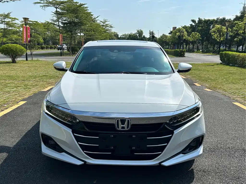 Honda Accord — миниатюра 2