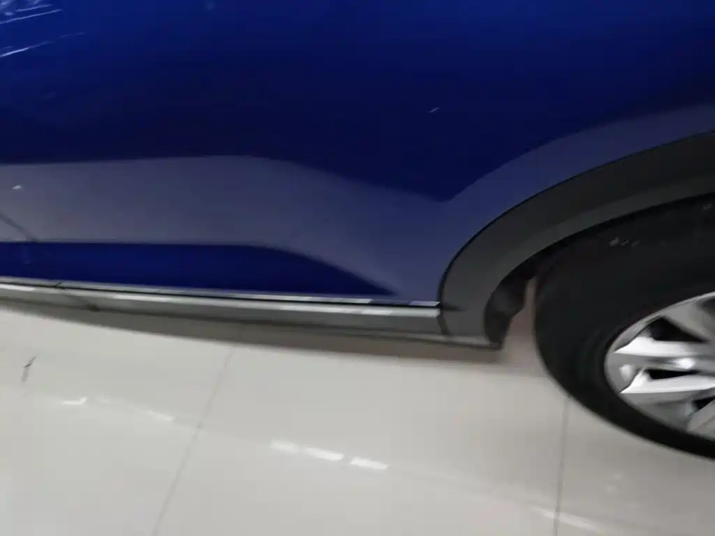 Volkswagen T-Roc — миниатюра 22