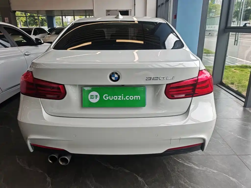 BMW 3 Series — миниатюра 6