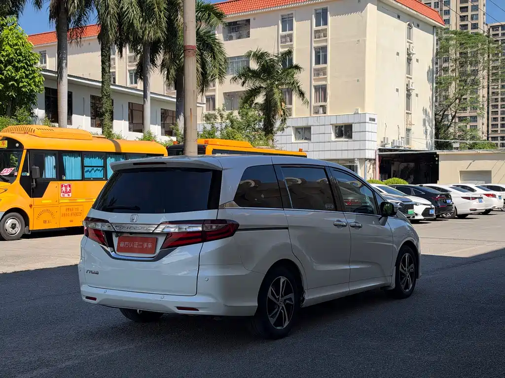 Honda Odyssey — миниатюра 6