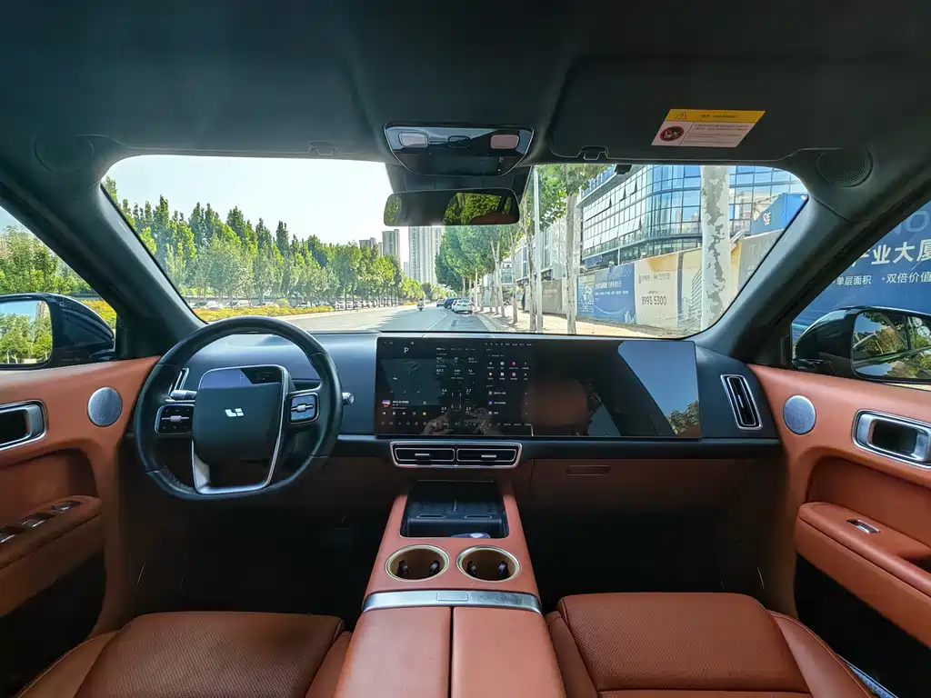 Li Auto Li L8 — миниатюра 13