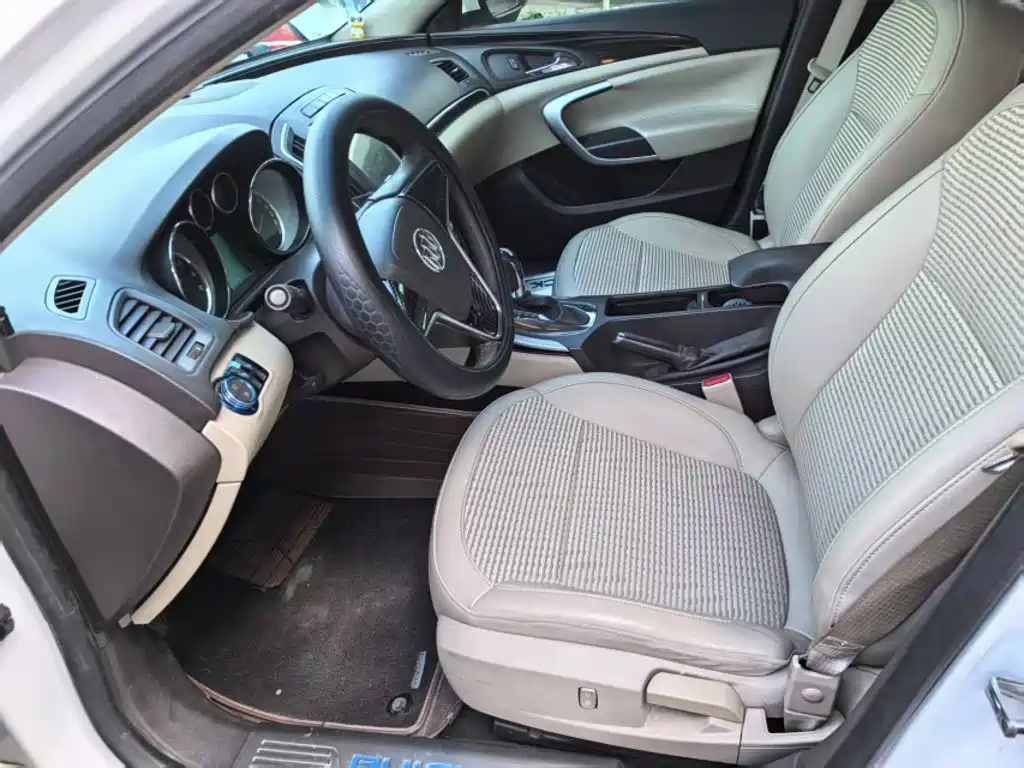 Buick Regal — миниатюра 12