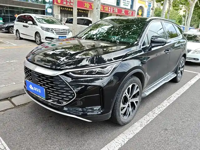 2025 BYD Tang