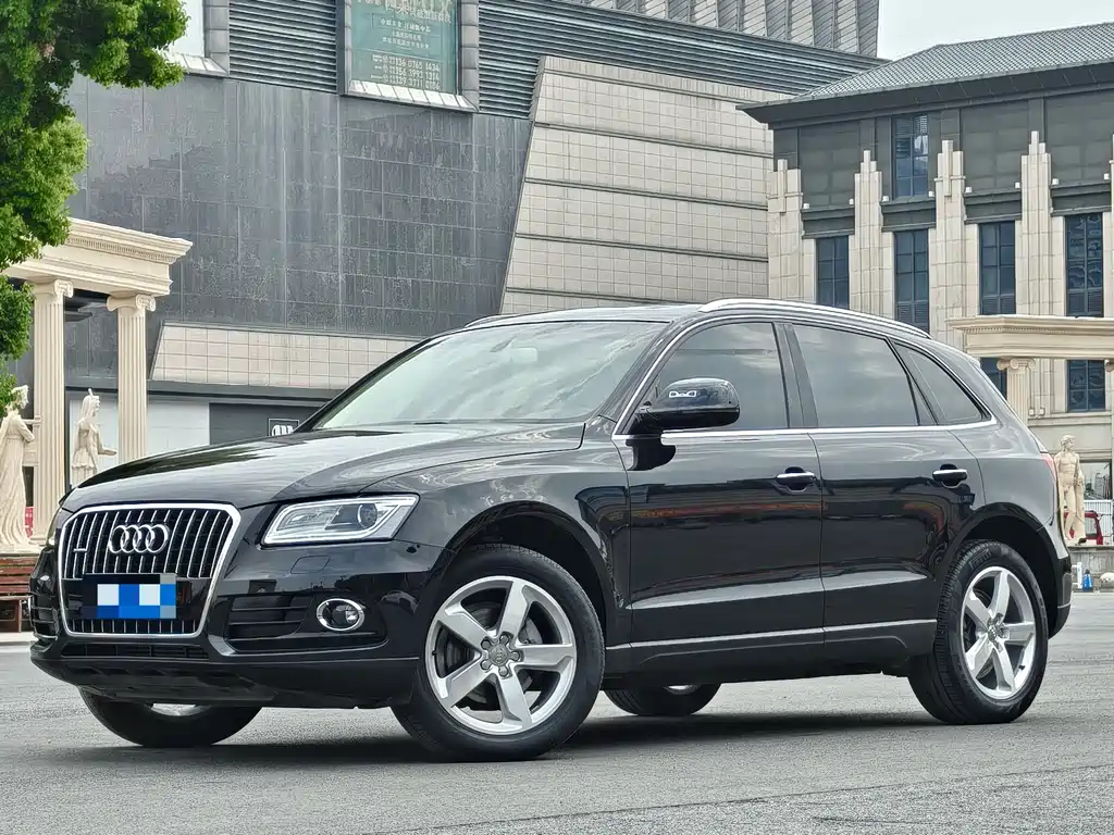 Купить Audi Q5