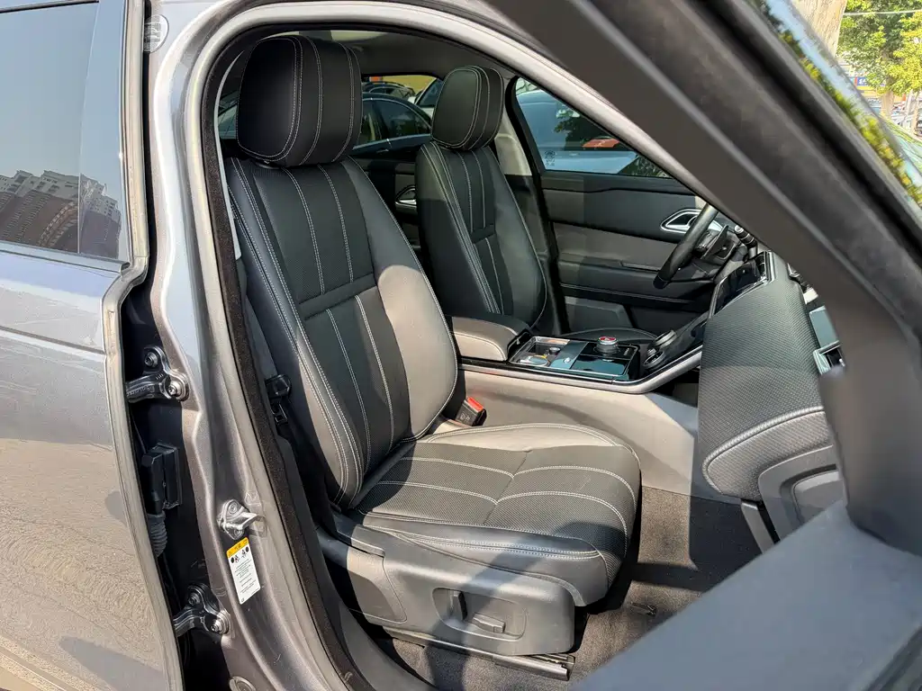 Land Rover Velar — миниатюра 12