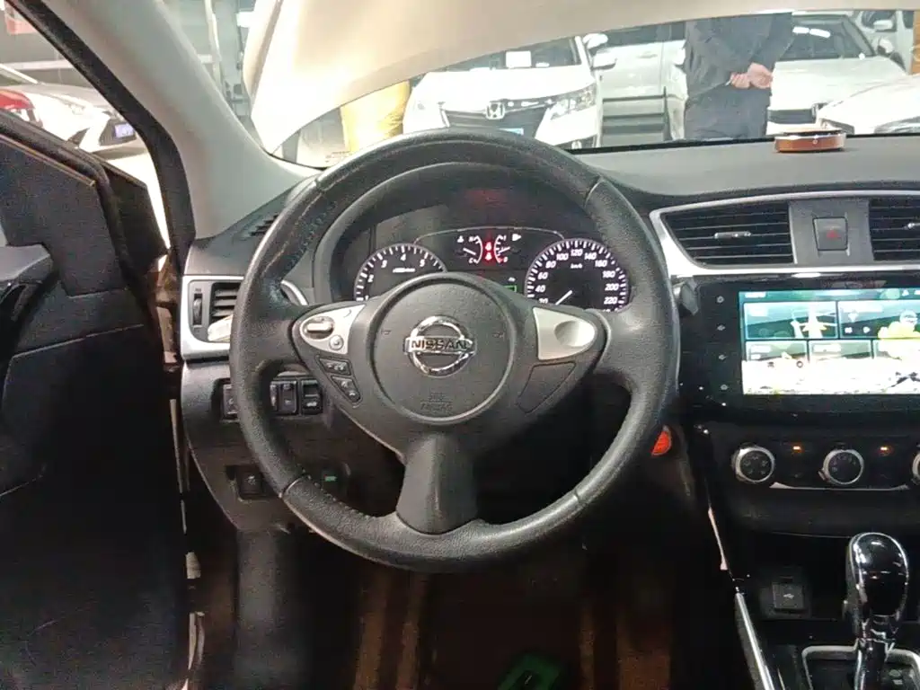 Nissan Sylphy — миниатюра 11