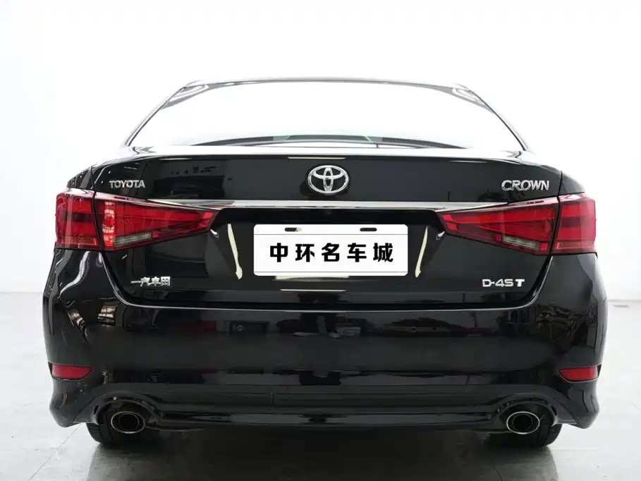 Toyota Crown — миниатюра 16