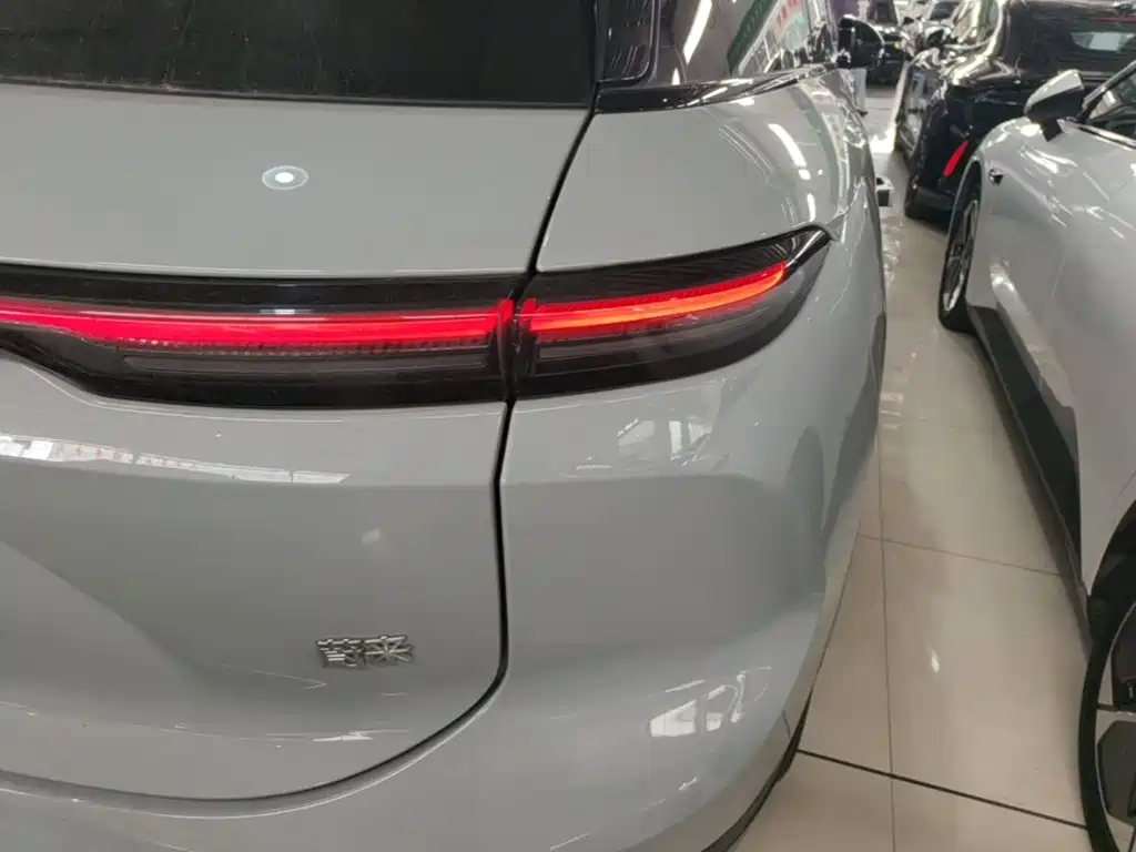 NIO ES6 — миниатюра 8